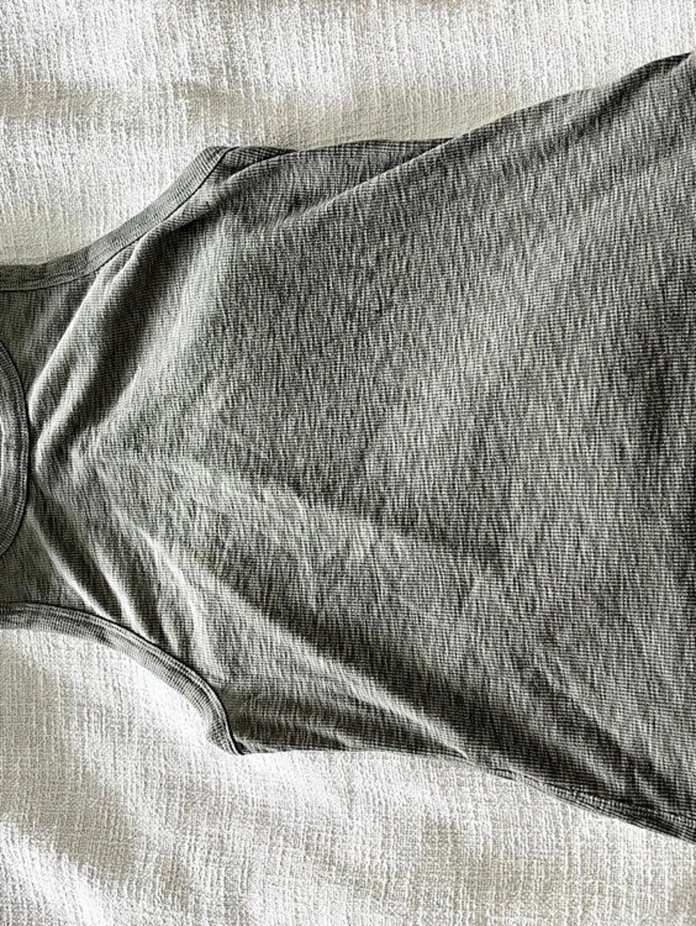 Vuori Sunrise High Neck Tank Ribbed Tank Top in Gray Size Medium